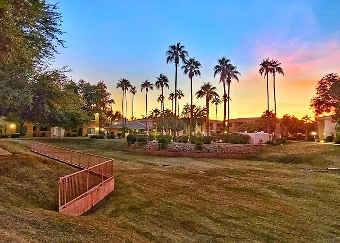 Desert Oasis 2bd 2ba Gated With Pool & Gym Phoenix