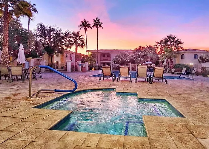 Apartment Desert Oasis 2bd 2ba Gated With Pool & Gym *